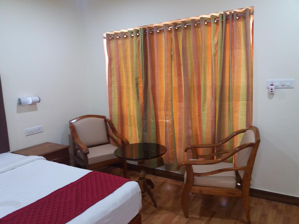 Travancore Island Resort Thiruvananthapuram Esterno foto